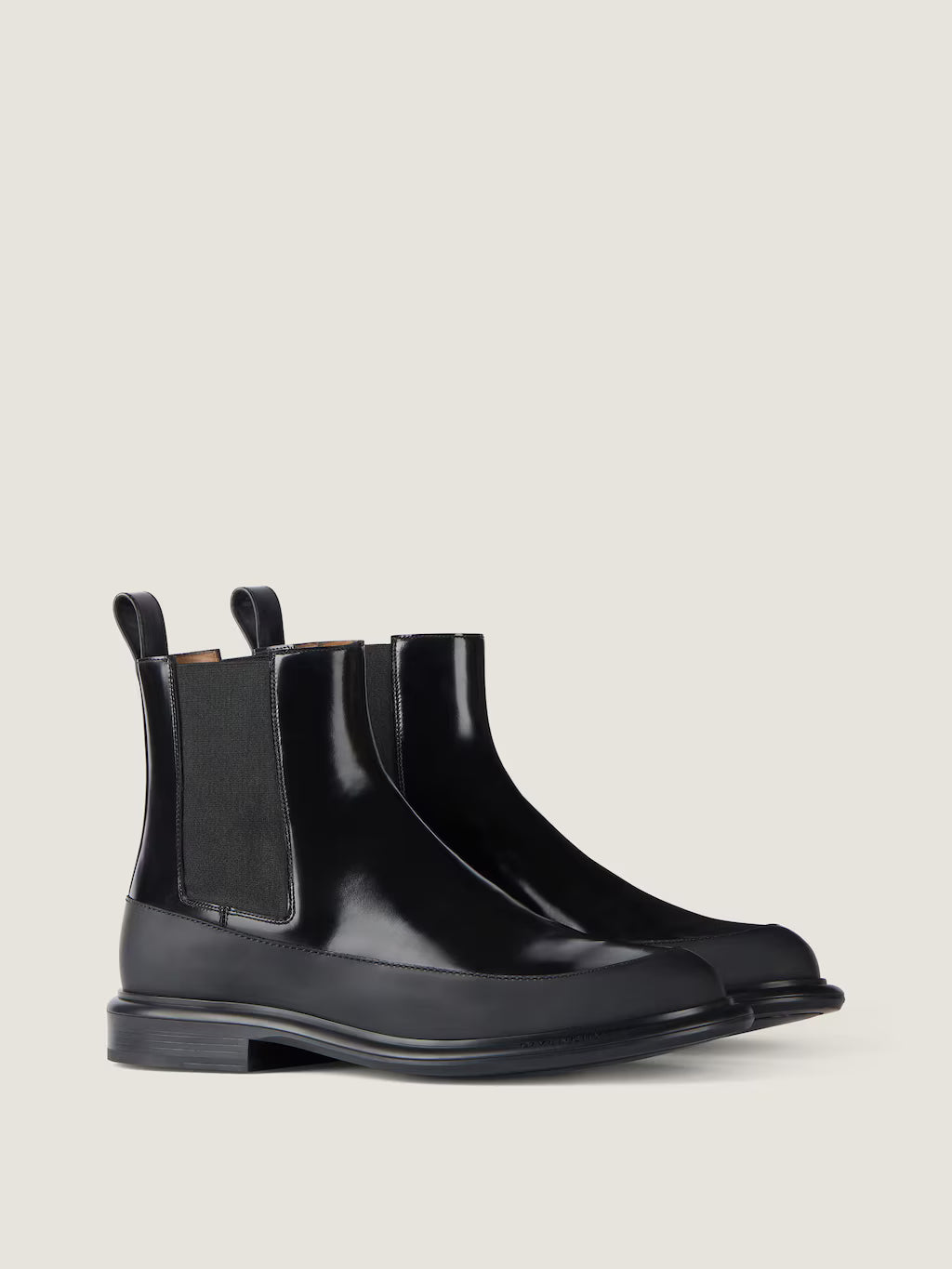 Givenchy Gent Chelsea Boots Brushed Leather