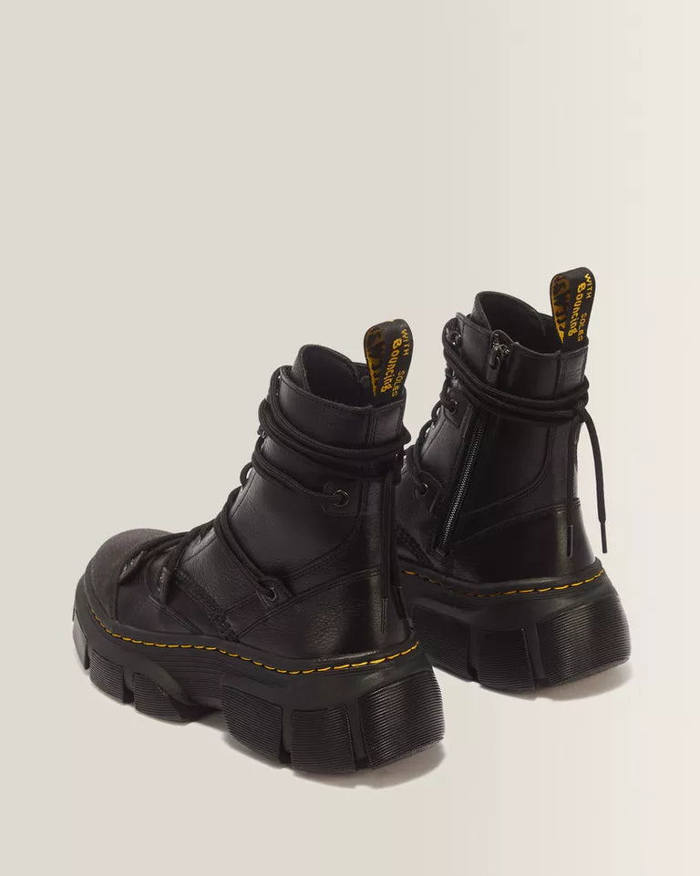 DR. MARTENS Dmxl 8-Eye Leather Boots