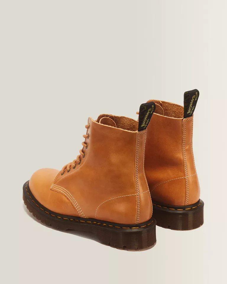 DR. MARTENS 1460 Pascal Leather Lace Up Boot