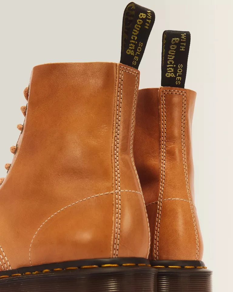 DR. MARTENS 1460 Pascal Leather Lace Up Boot