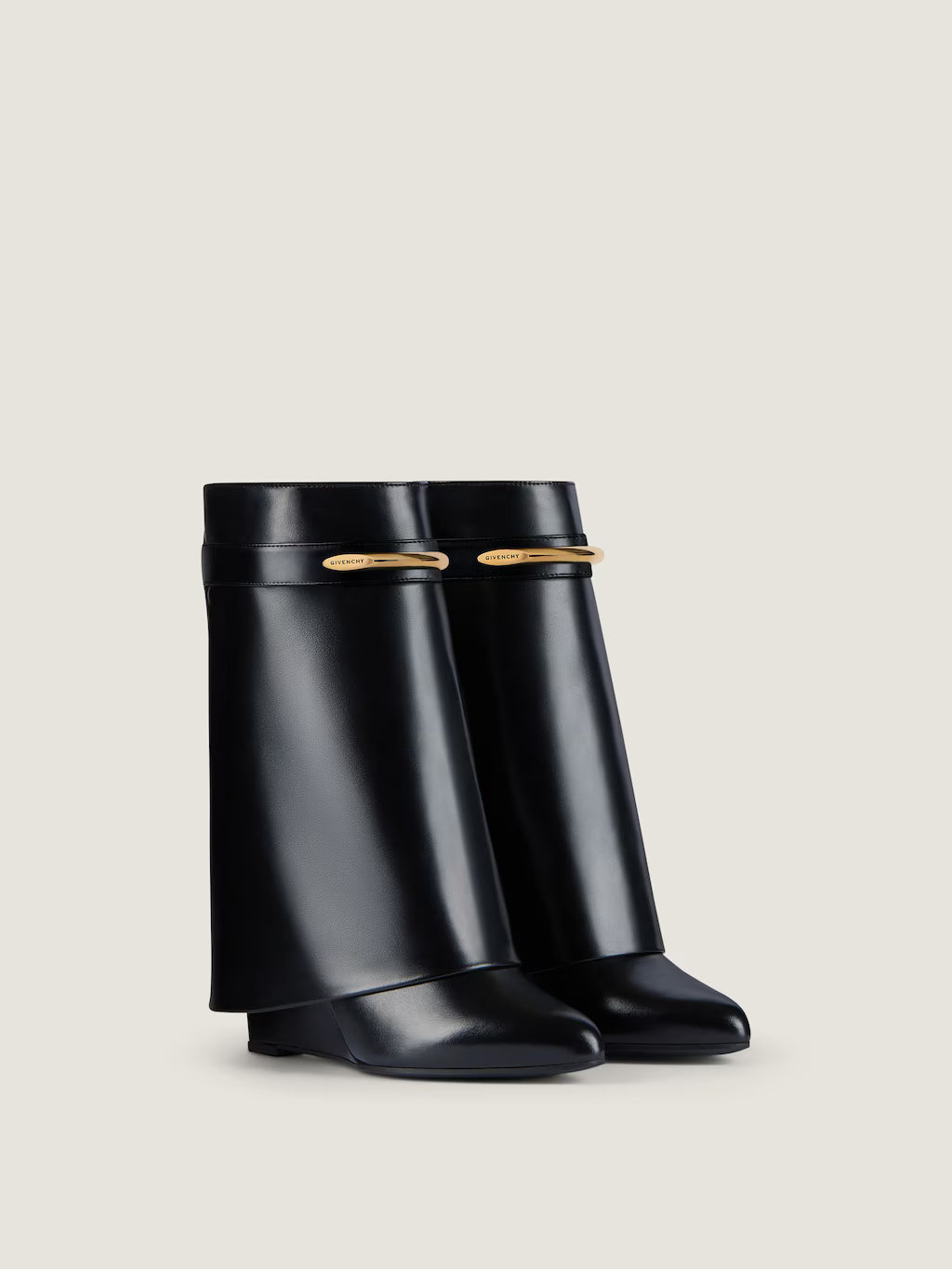 Givenchy Shark Pinch Ankle Boots In Leather Black