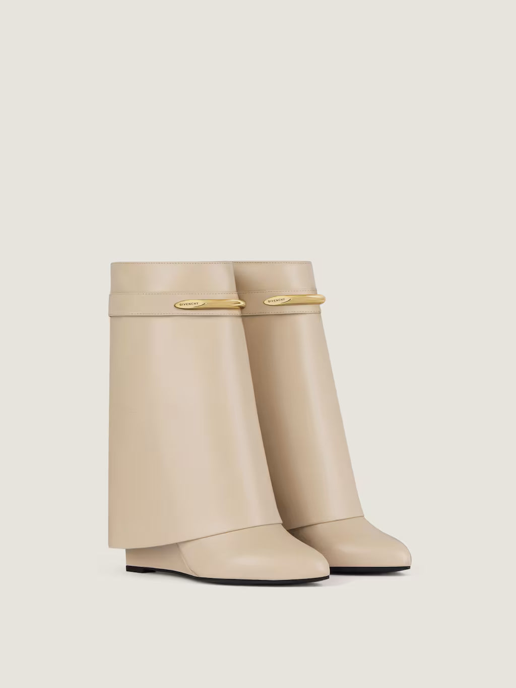 Givenchy Shark Pinch Ankle Boots In Leather Beige