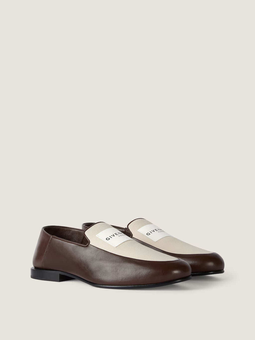 Givenchy Label Loafers In Shiny Leather And Canvas