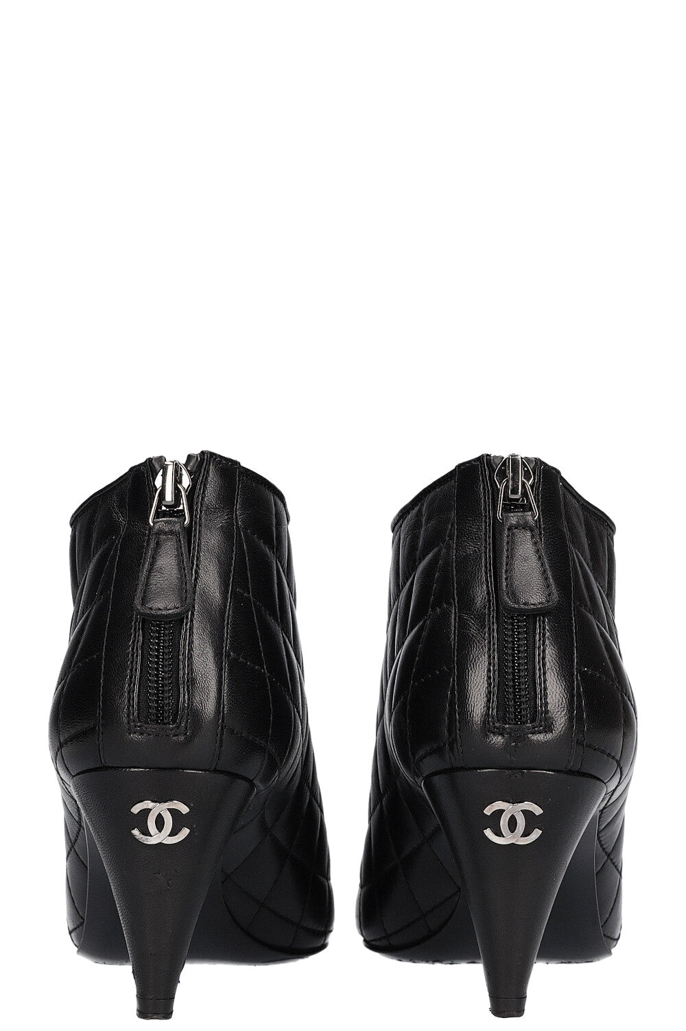 Booties Quilted Black