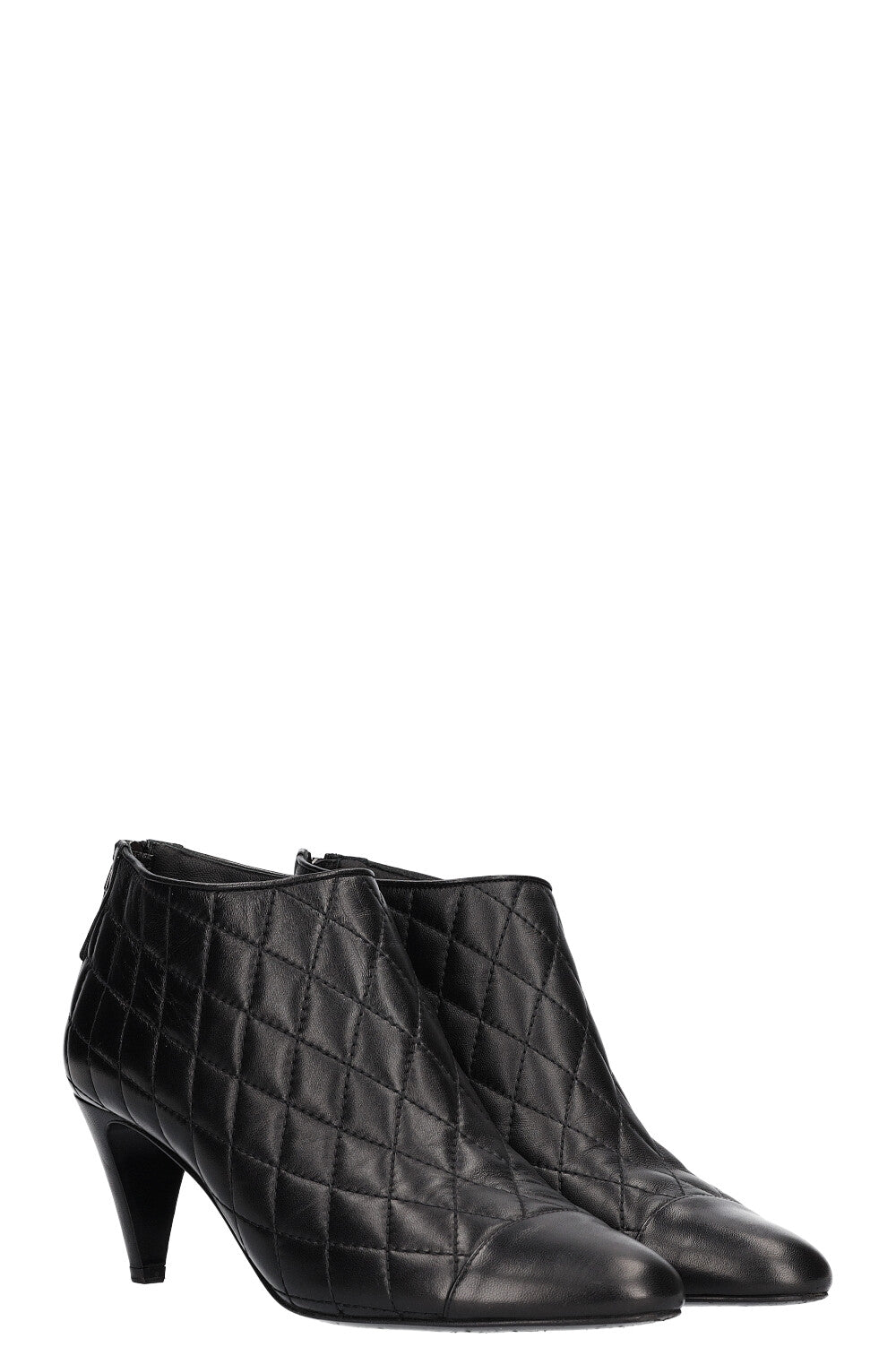 Booties Quilted Black