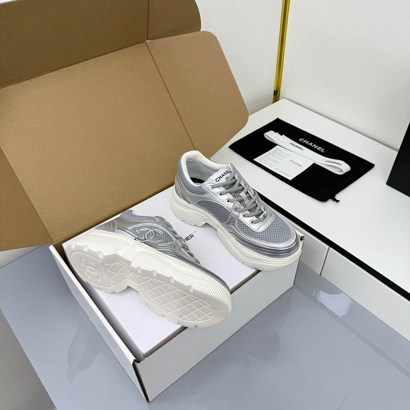 Metallic Silver White Runner Sneakers