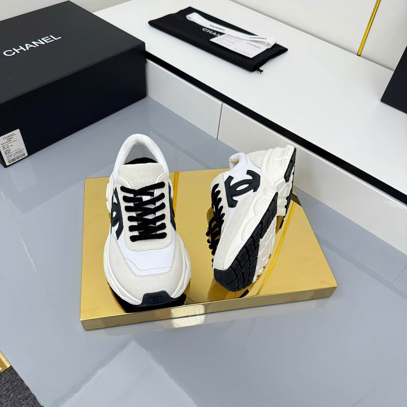 White Black Runner Sneakers