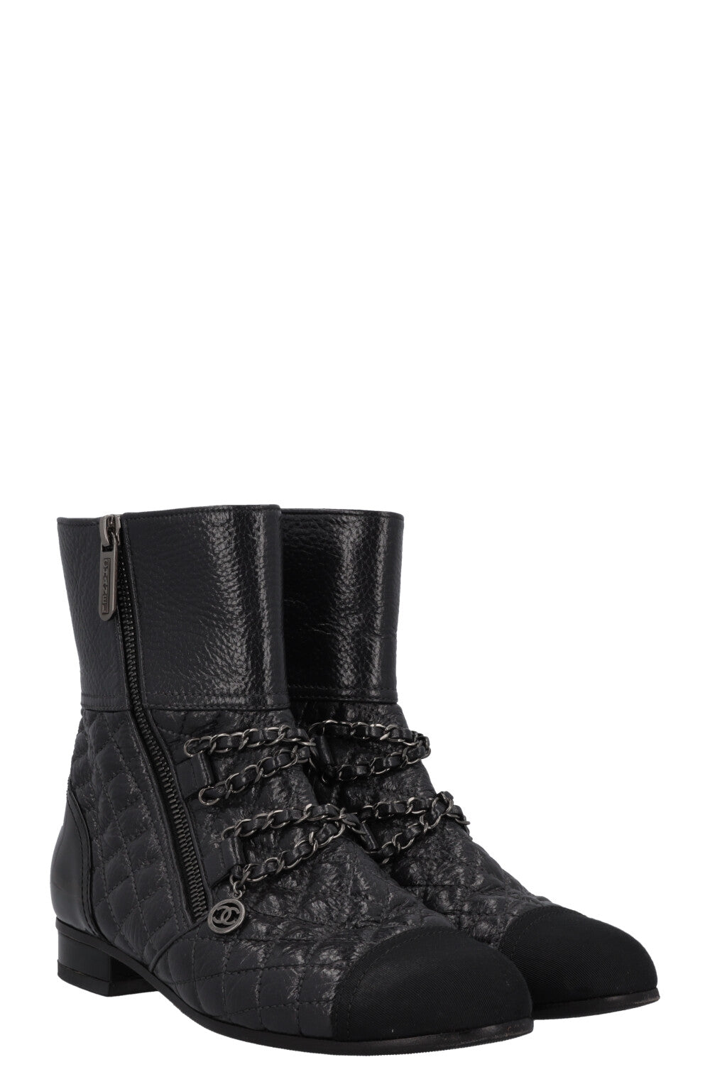 2018 Boots Quilted Leather Black