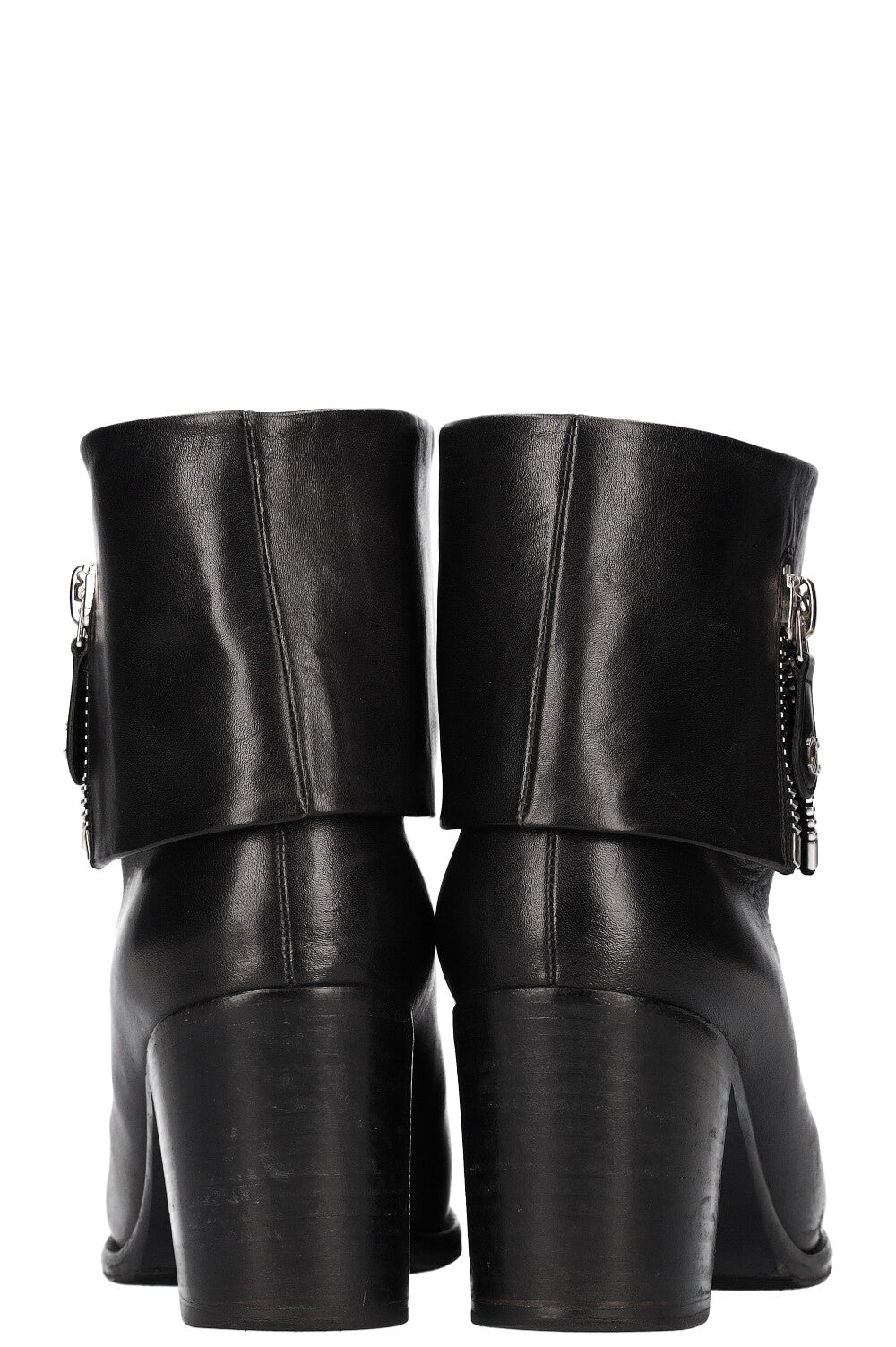 Black Boots