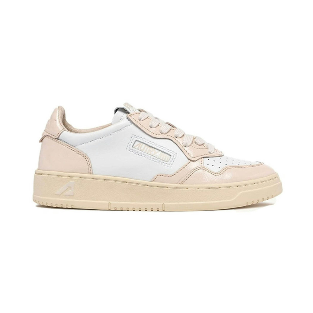 Autry Medalist Low White Light Pink Patenet Leather