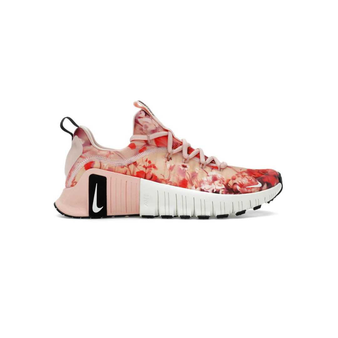 Nike Free Metcon 6 AMP Washed Coral Black Sail