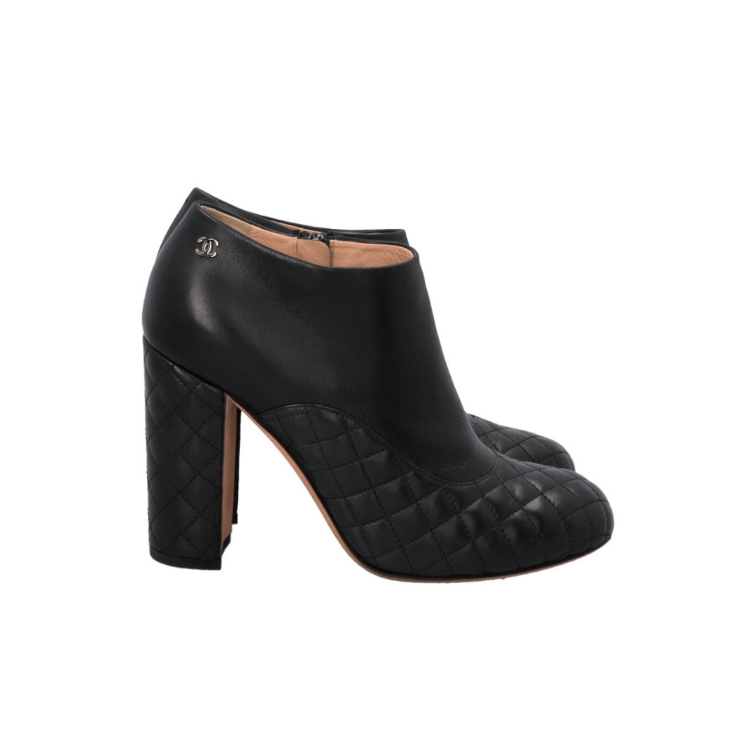 Quilted Ankle Boots Black