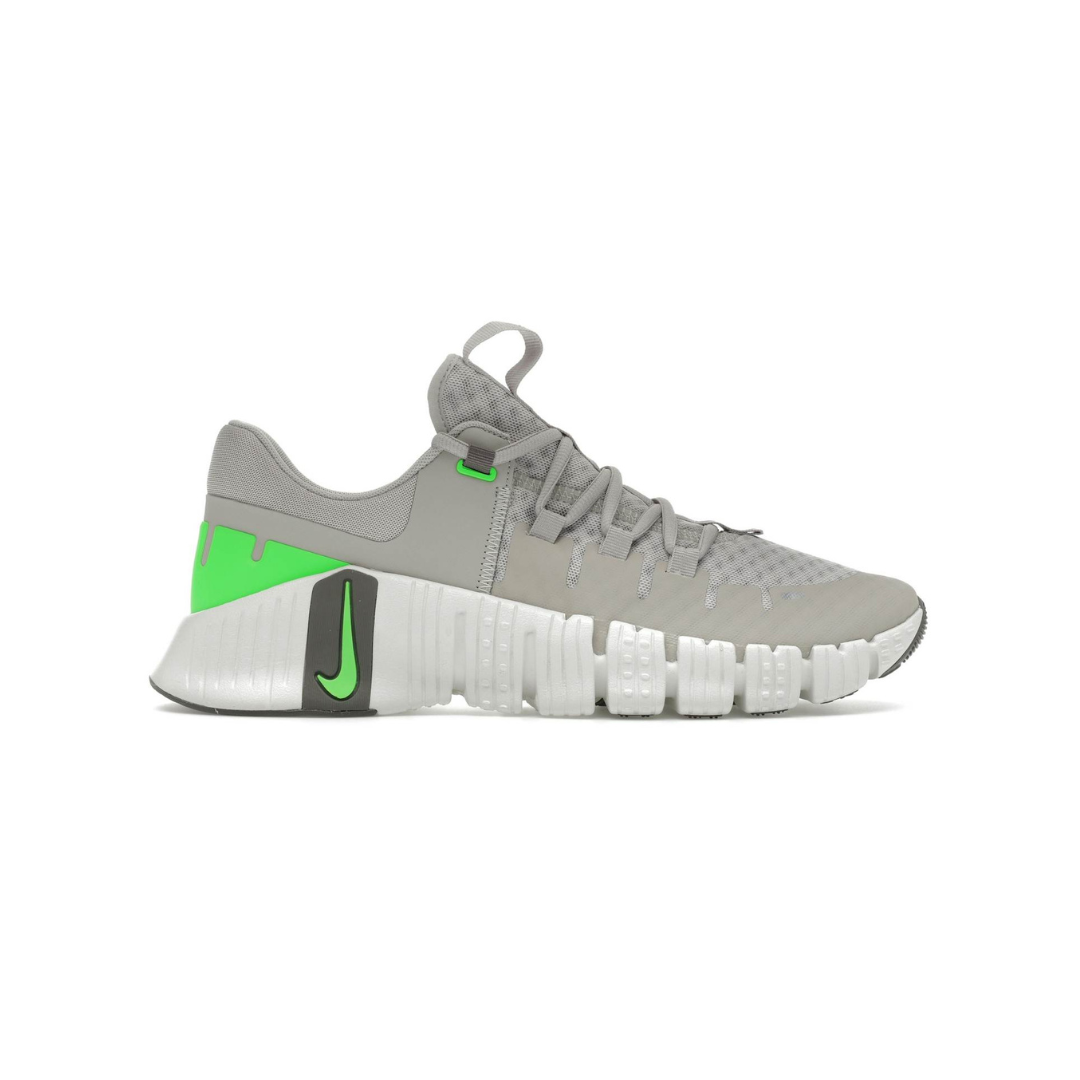 Nike Free Metcon 5 Iron Ore Green Strike