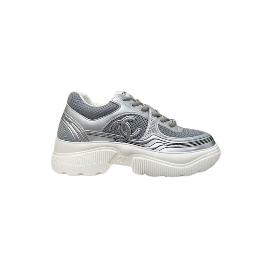Metallic Silver White Runner Sneakers