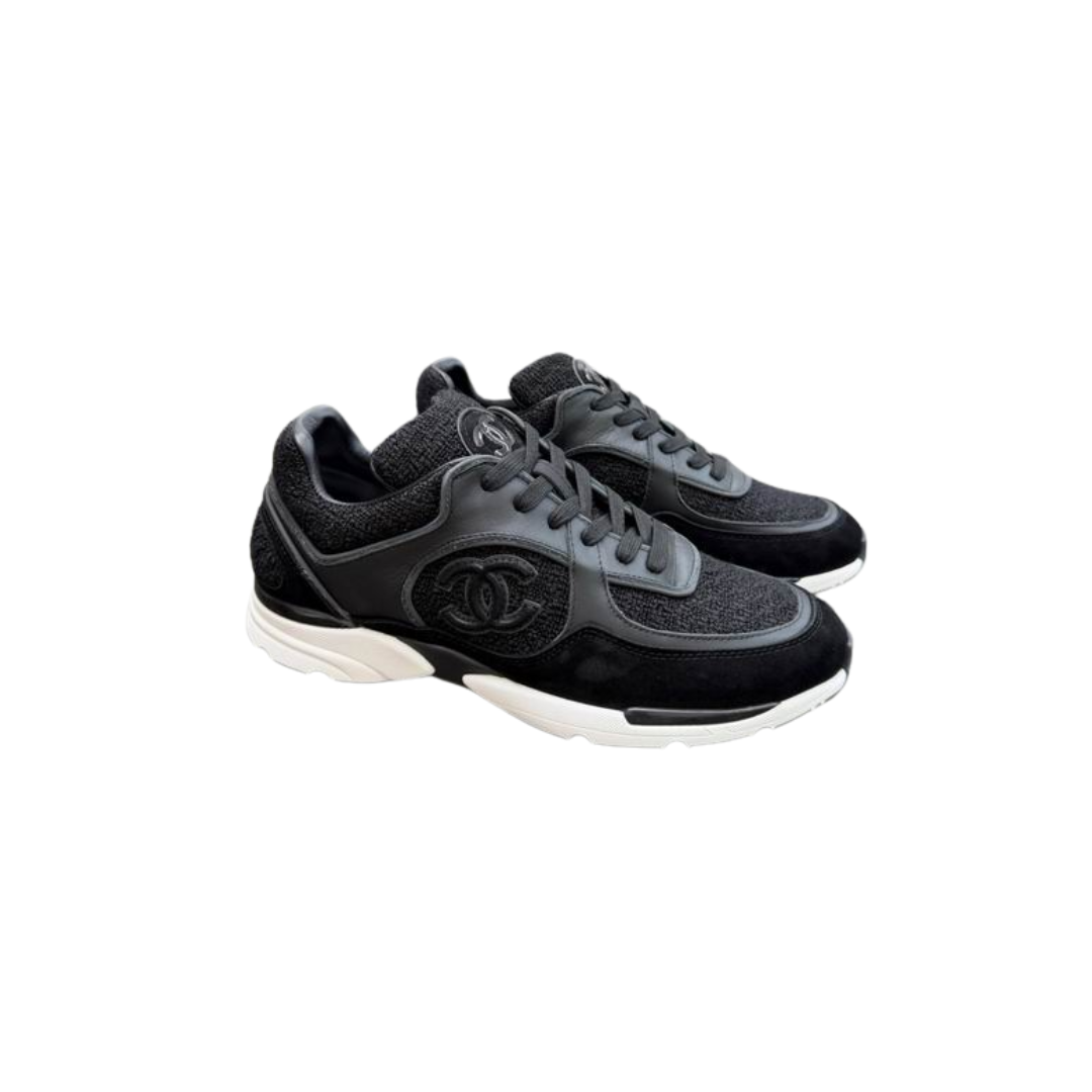 Black Runner Sneakers Vibrant White Sole Accent