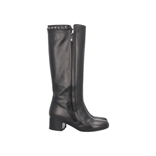 Super Cool 60s Chic Boots